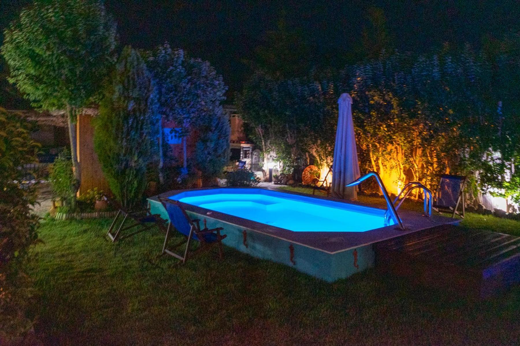 Kalypso Studios & Apartments Karavomylos Buitenkant foto