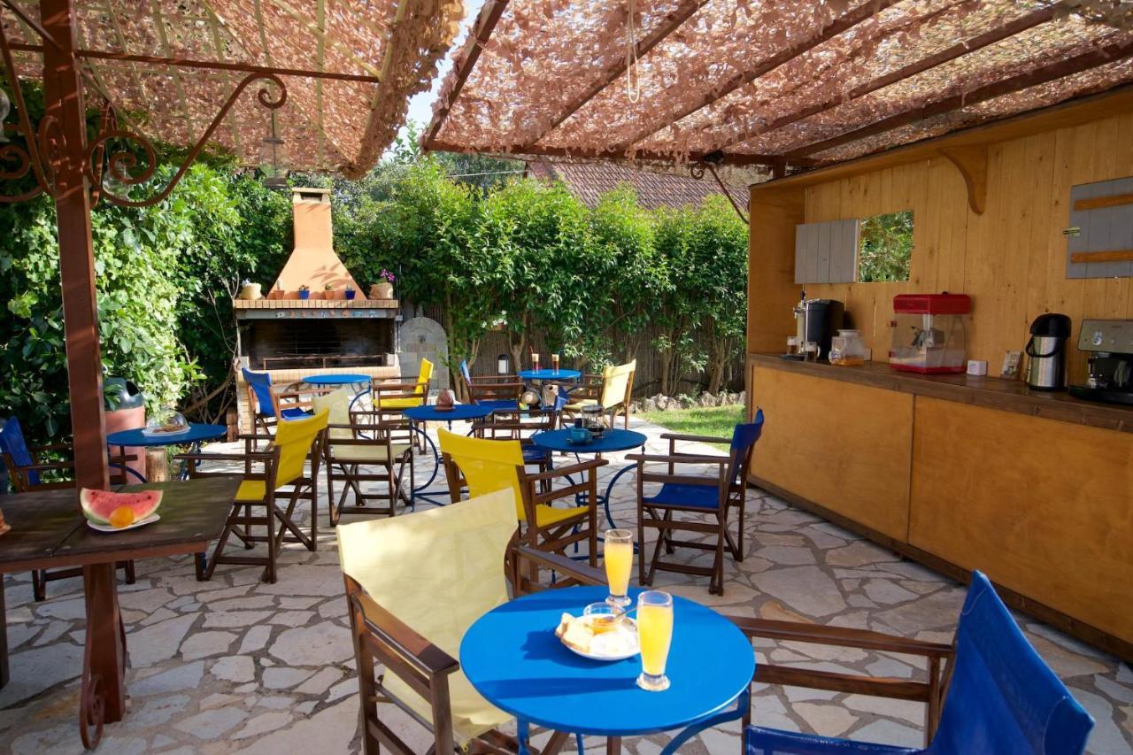 Kalypso Studios & Apartments Karavomylos Buitenkant foto