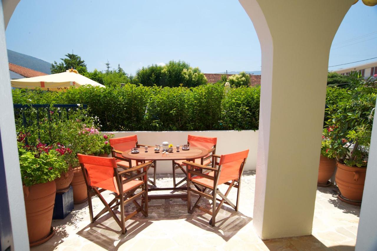 Kalypso Studios & Apartments Karavomylos Buitenkant foto