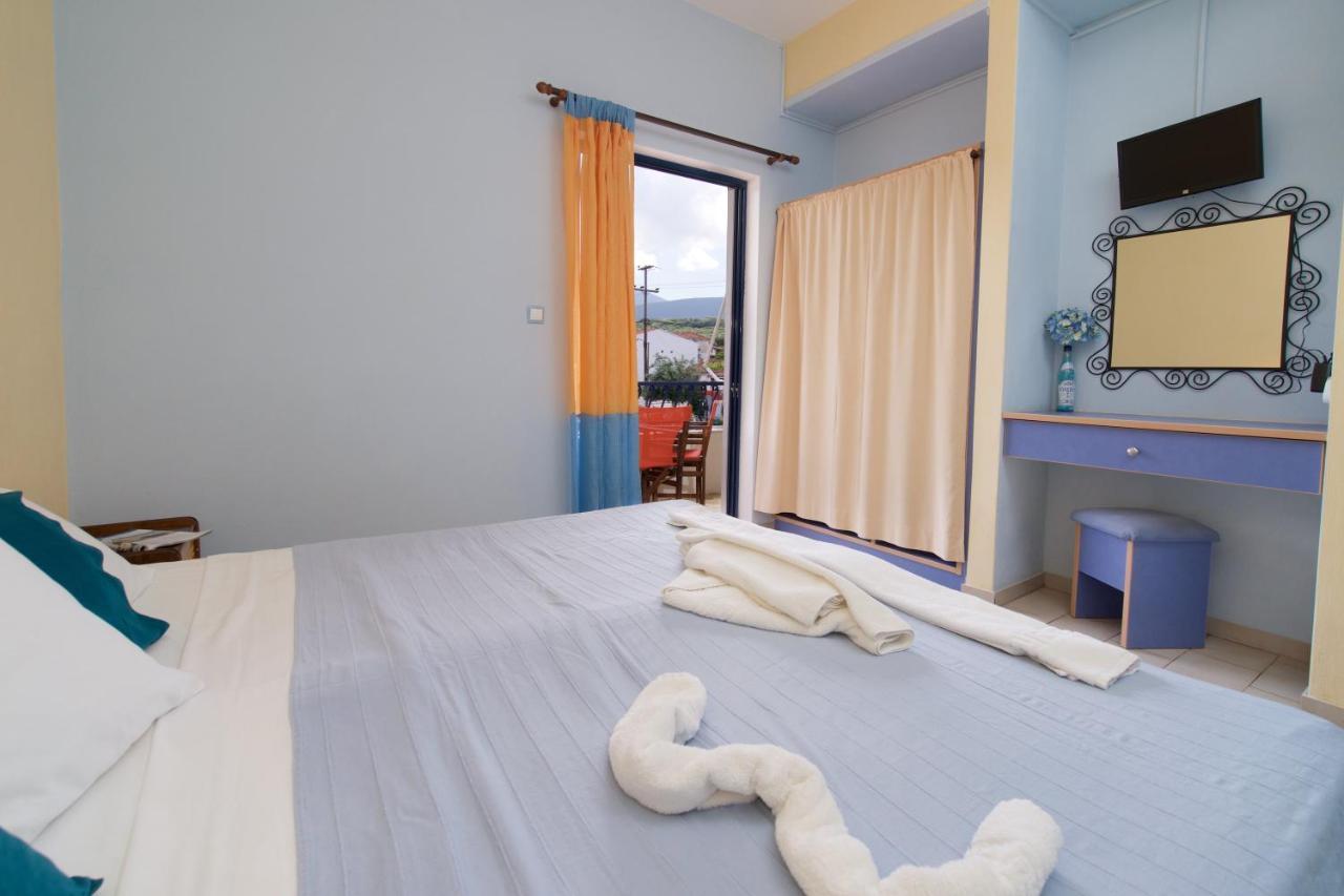 Kalypso Studios & Apartments Karavomylos Buitenkant foto