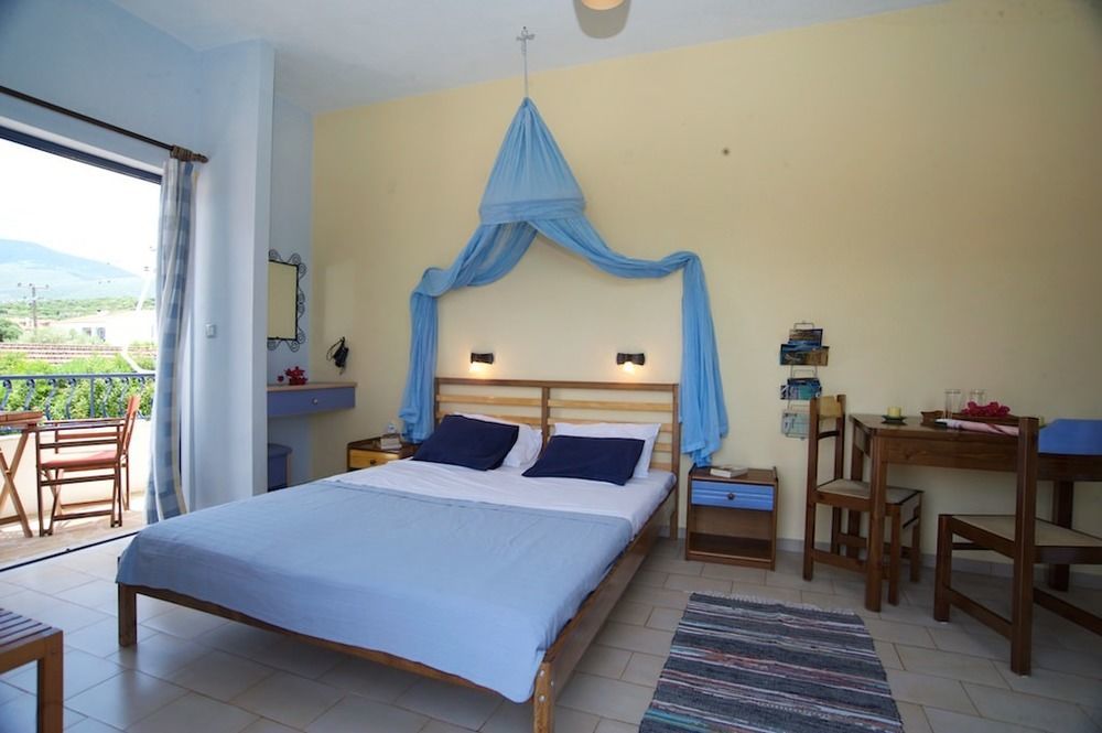 Kalypso Studios & Apartments Karavomylos Buitenkant foto