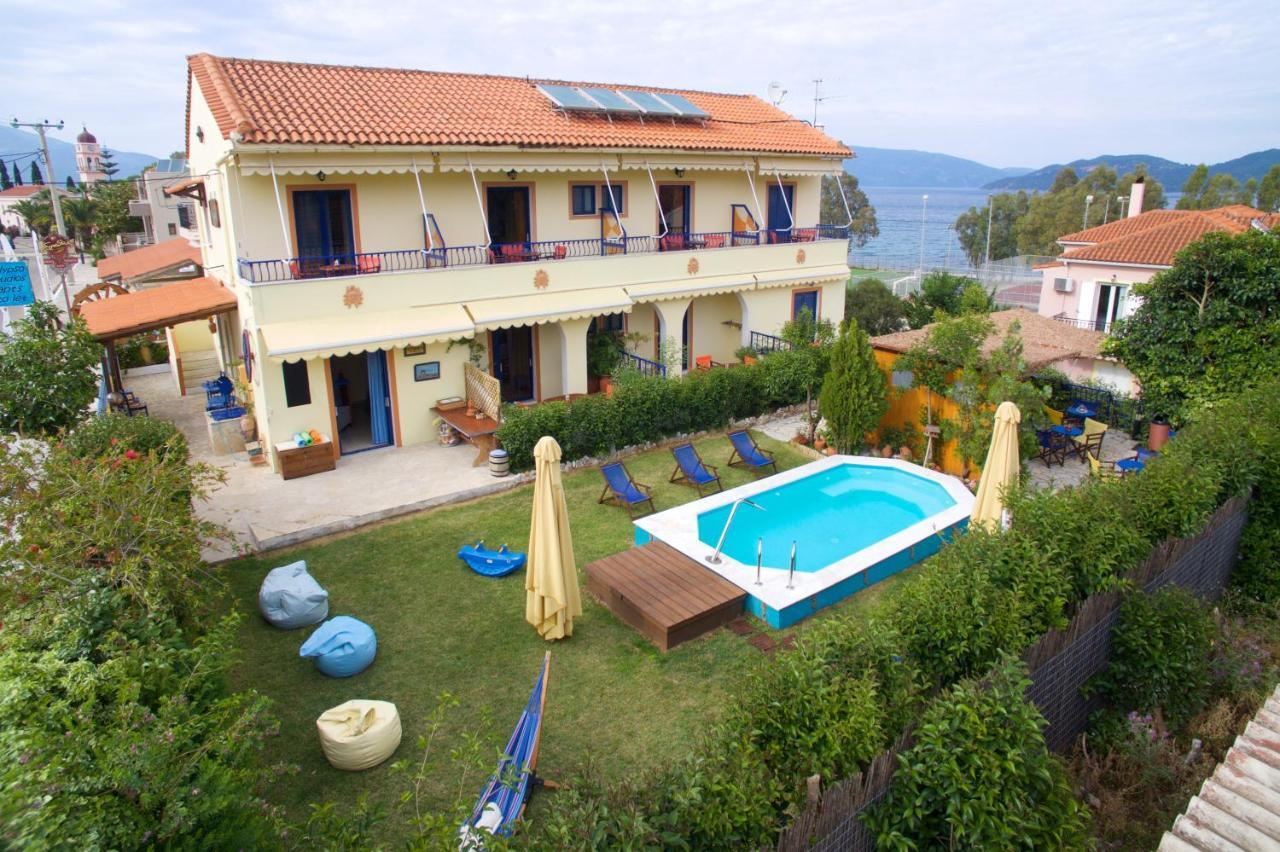 Kalypso Studios & Apartments Karavomylos Buitenkant foto